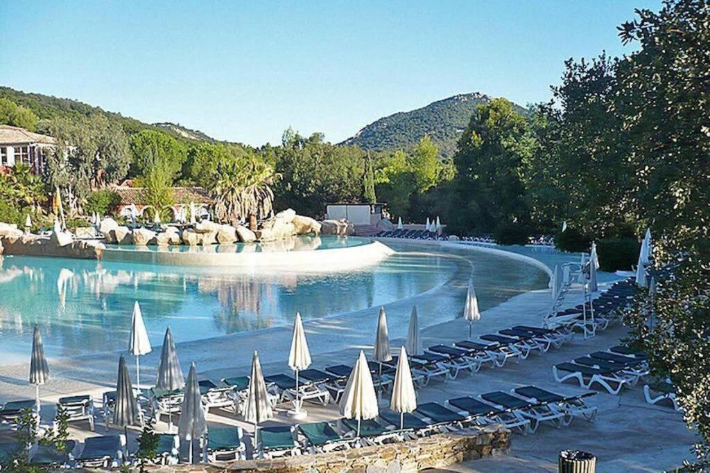 Le Tropik, Panoramic Sea View, Holiday Resort Grimaud Bagian luar foto